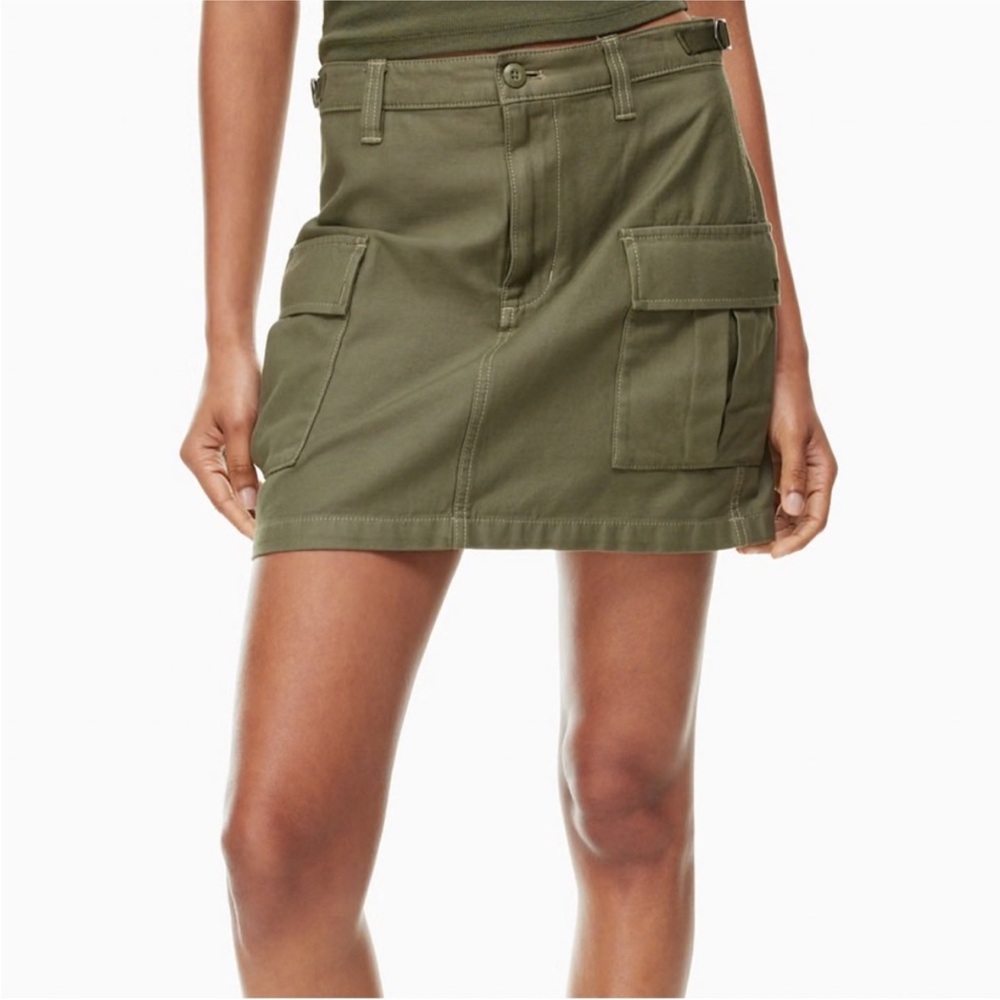 NWOT Aritzia Supply Cargo Micro Skirt in Gd Army Green